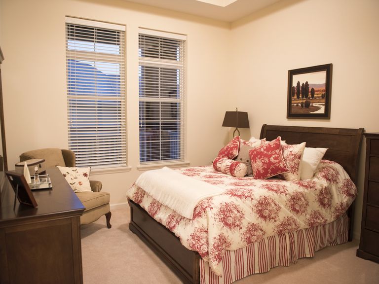 Aberdeen Heights Pricing, Photos and Floor Plans in Kirkwood, MO Seniorly