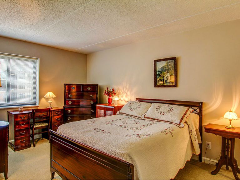 Laclede Groves Pricing, Photos and Floor Plans in St. Louis, MO