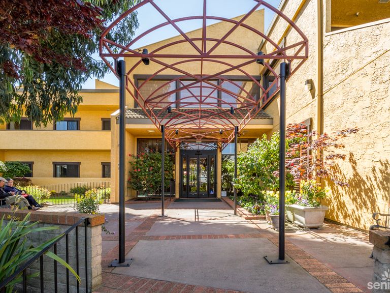 Westborough Royale Pricing, Photos and Floor Plans in South San