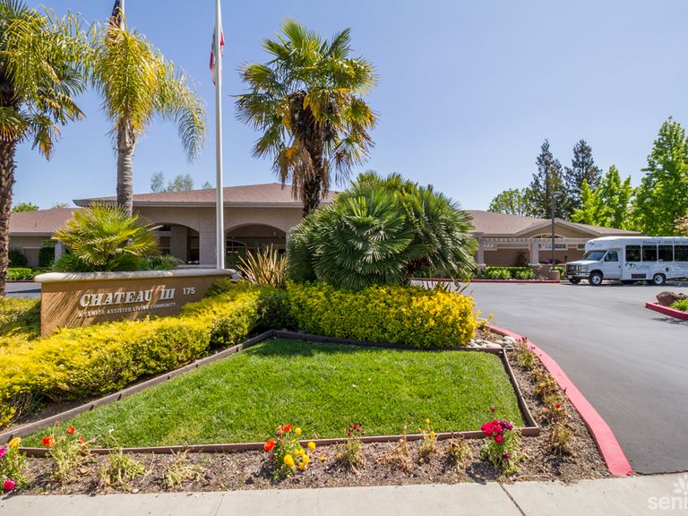 Carlton Senior Living Downtown Pleasant Hill Pricing, Photos and