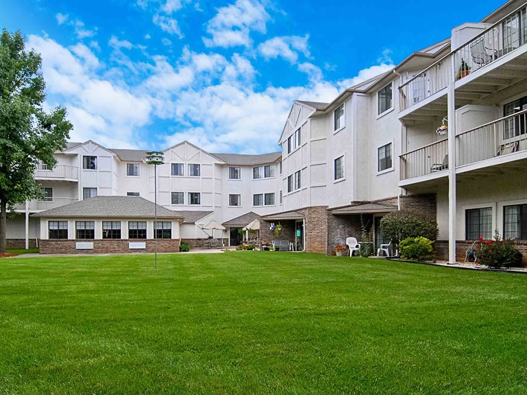 The Cambridge Pricing, Photos and Floor Plans in Springfield, MO