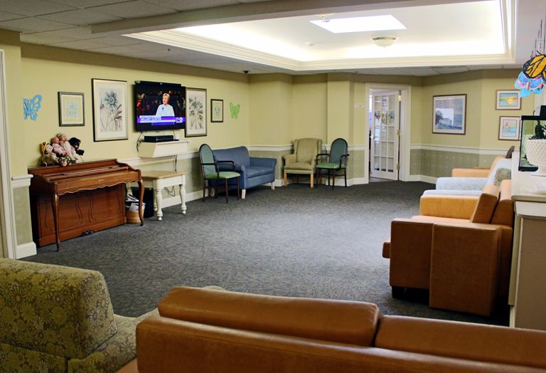 Harbor House Pricing, Photos and Floor Plans in Oyster Bay, NY Seniorly