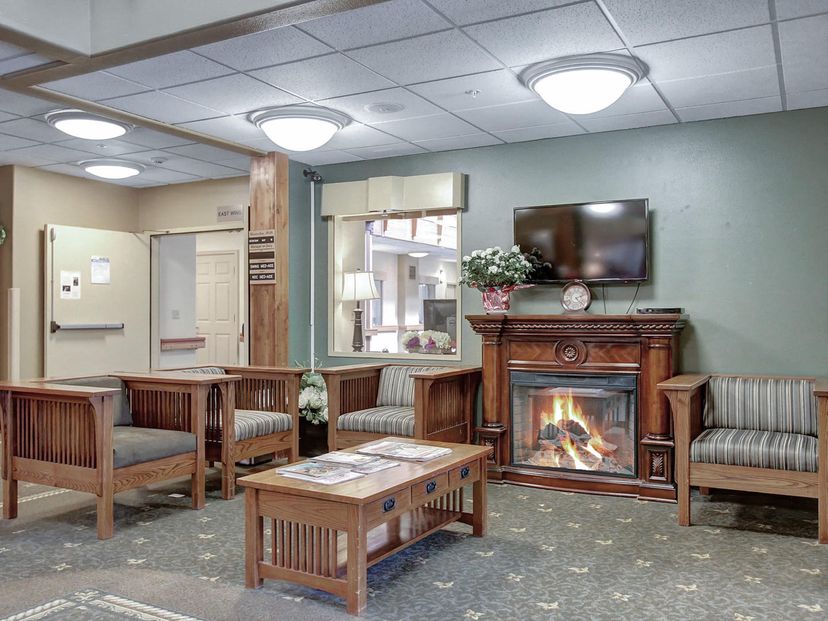 Prestige Senior Living Beaverton Hills - Pricing, Photos & Amenities in