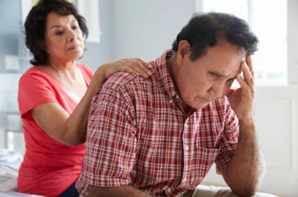 7 Early Warning Signs of Dementia