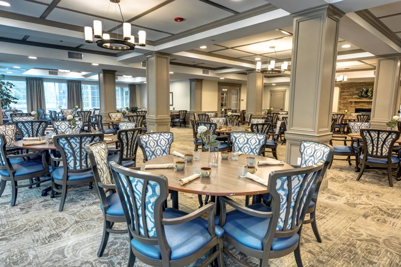 Palos Heights Senior Living Pricing, Photos & Amenities in Palos