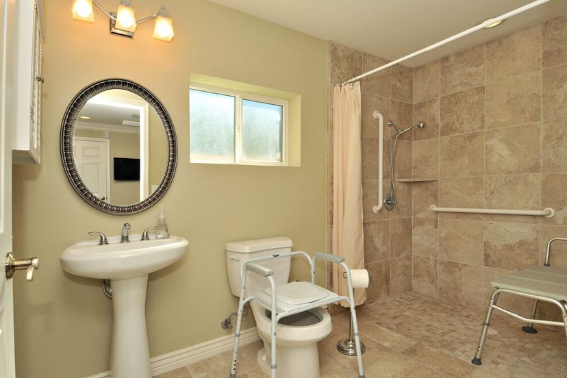 Torbrook Manor Pricing & Amenities in Paradise Valley, AZ Seniorly