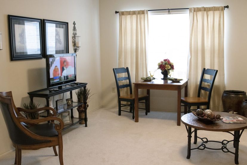 Rose Glen Village (UPDATED) Pricing & 13 Photos in Wilkesboro, NC