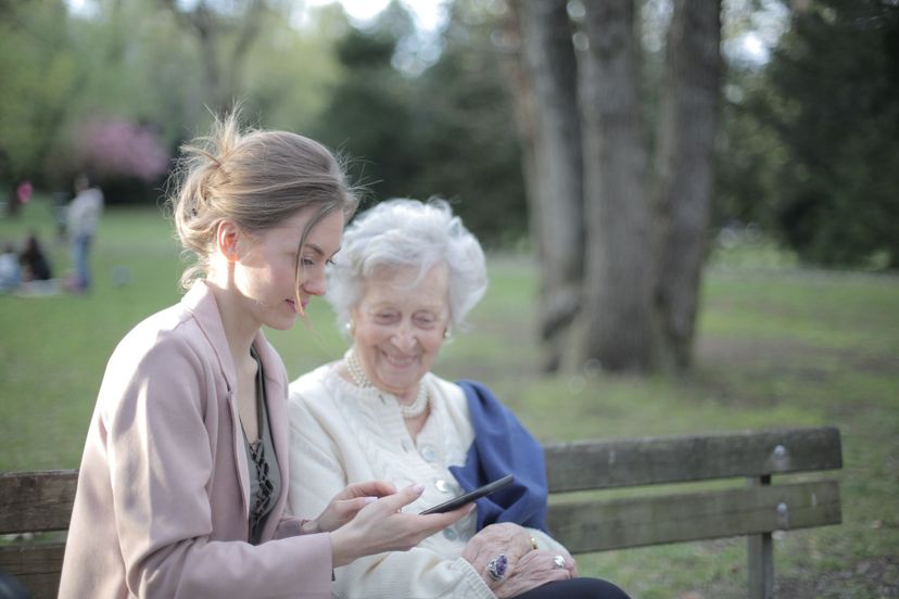 21 Highly Rated Apps for Family Caregivers